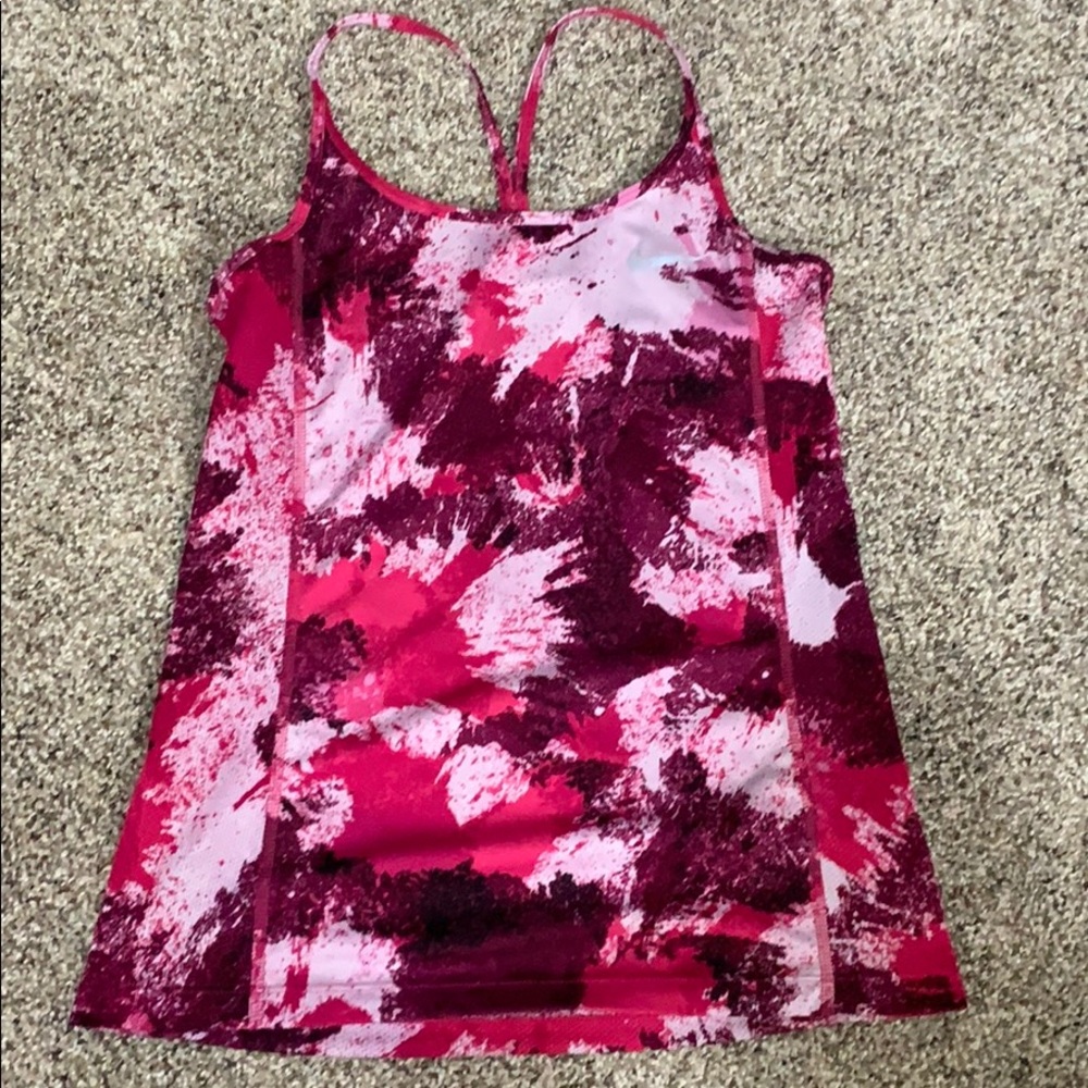 Nike tank